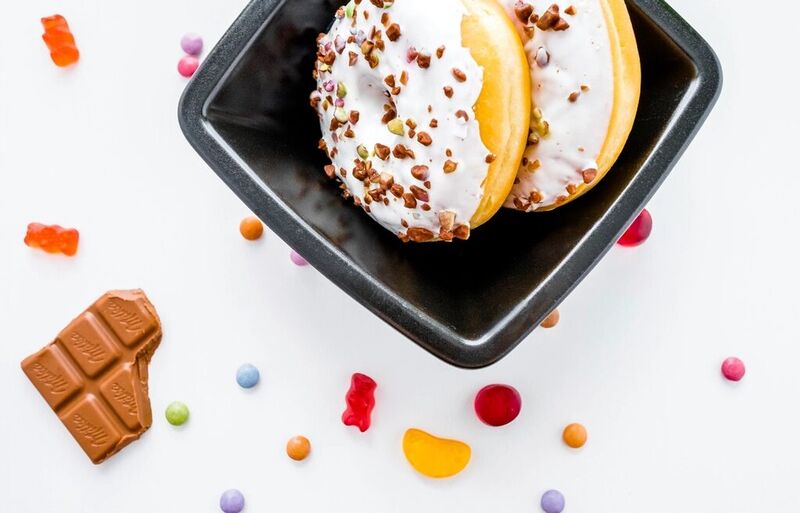 Confectionery, Snacks & Pastries